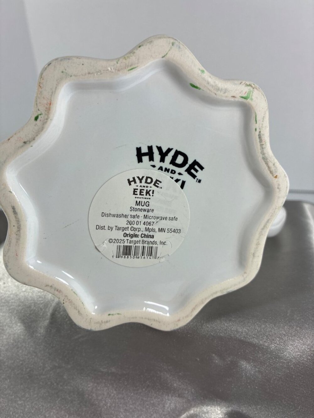Hyde & EEK Ghost Halloween Mug - Picture 9 of 11